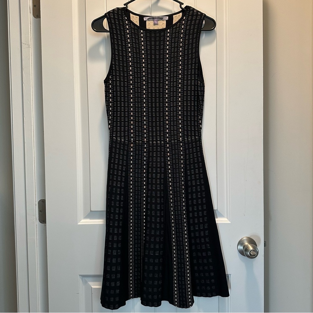 Carmen Marc Valvo Black A-Line Midi Dress
